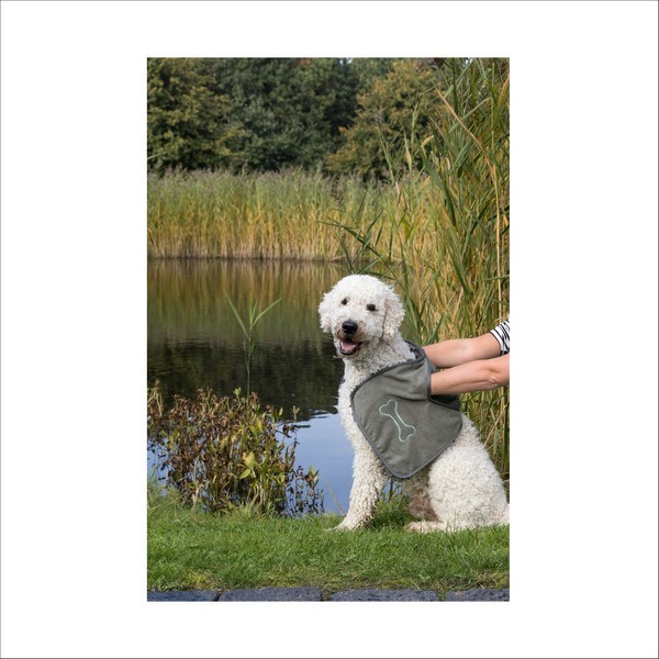 Serviette Avec Pochettes Pour Les Mains Pour Chien Trixie